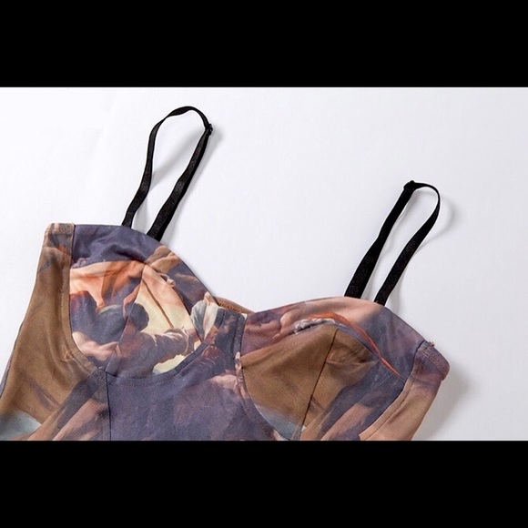 2 Piece Renaissance print top & long sleeve mesh top - Picture 8 of 12